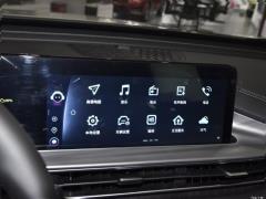 MHEV 230TCI CVT Pride Edition 2021 года 2021 MHEV 230TCI CVT Pride Edition Фото 26 из 386