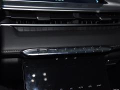 2021 290TGDI DCT Роскошное издание 2021 290TGDI DCT Luxury Edition Фото 114 из 386