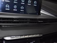 MHEV 230TCI CVT Pride Edition 2021 года 2021 MHEV 230TCI CVT Pride Edition Фото 45 из 386