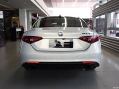 2020 2.0T 280HP Deluxe Edition 2020 2.0T 280HP Deluxe Edition Фото 4 из 47