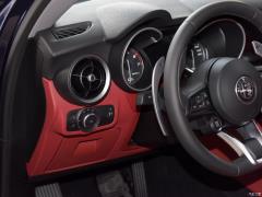 2021 2.0T 280HP Deluxe Edition 2021 2.0T 280HP Deluxe Edition Фото 9 из 217