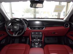 Фото Alfa Romeo Stelvio (949)