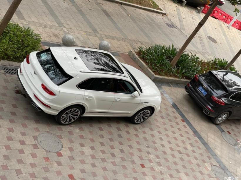 Bentley Bentayga