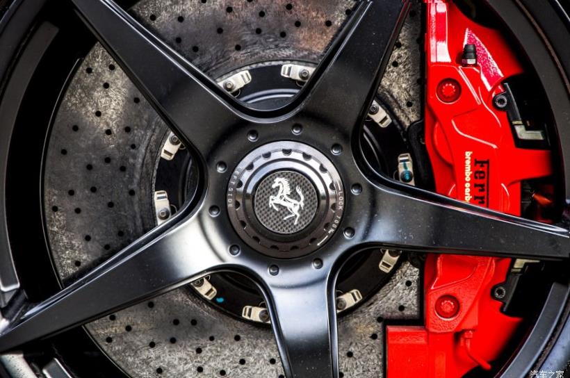 Ferrari 488 Pista