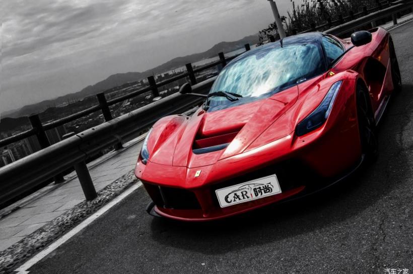 Ferrari 488 Pista