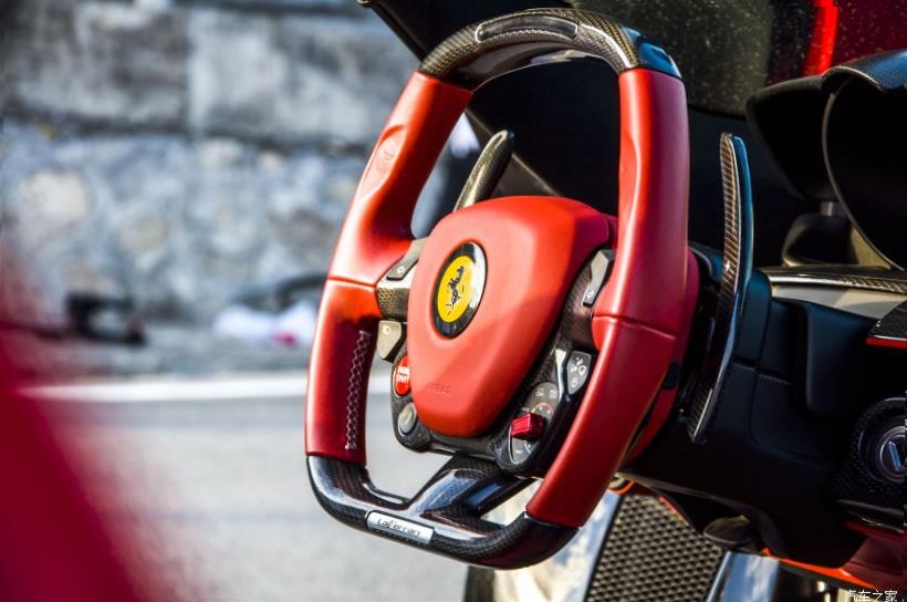 Ferrari 488 Pista