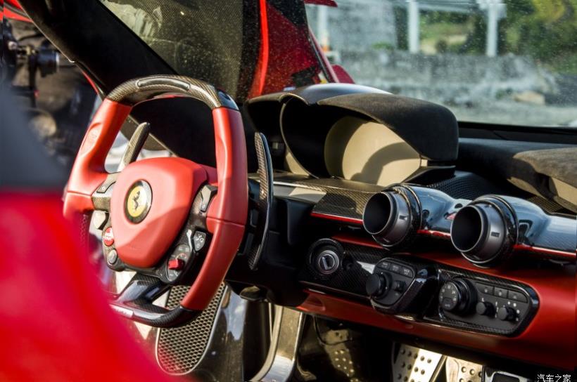 Ferrari 488 Pista