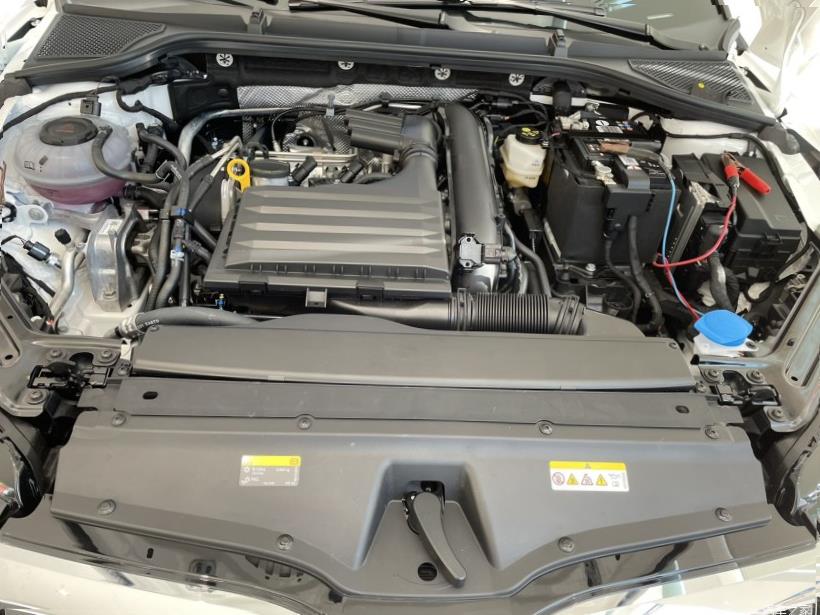 Skoda Octavia (A8)
