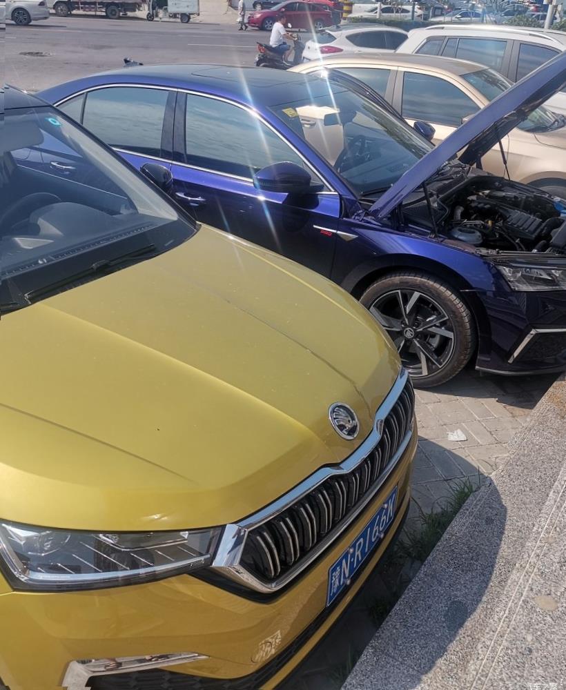 Skoda Octavia (A8)