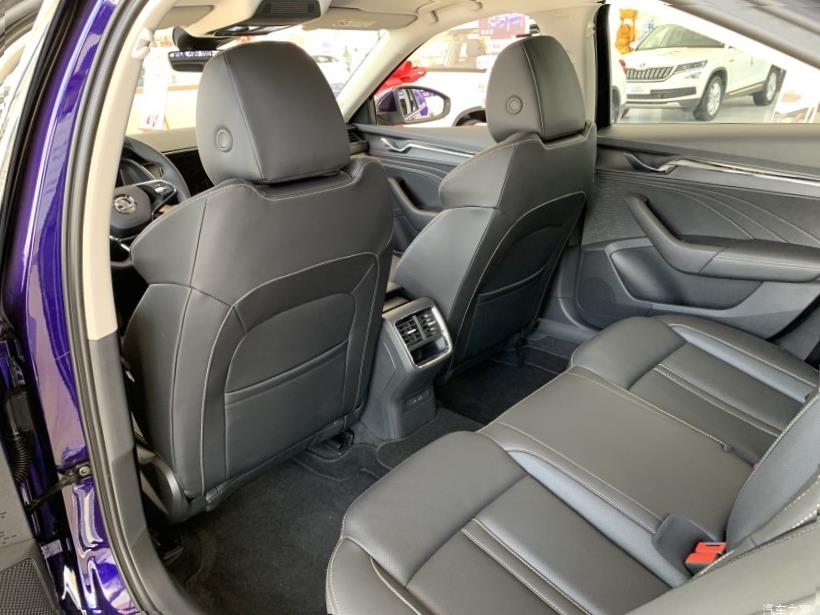 Skoda Octavia (A8)