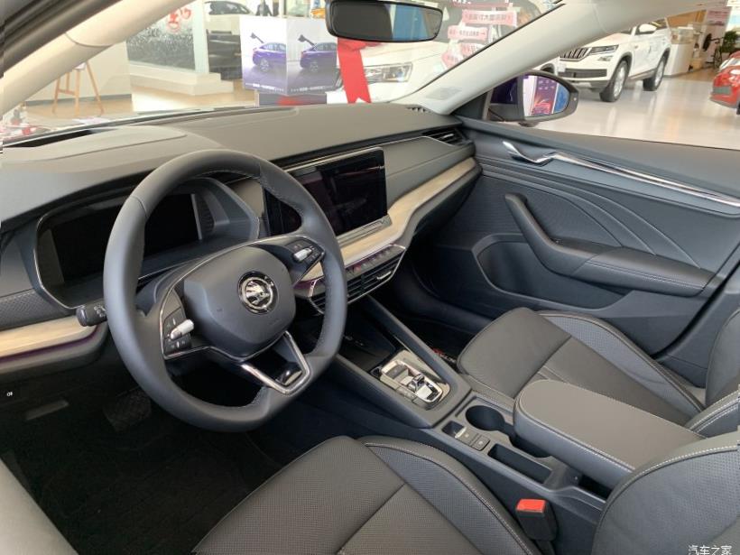 Skoda Octavia (A8)