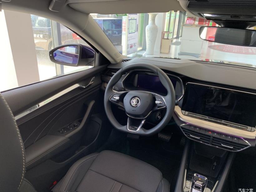 Skoda Octavia (A8)