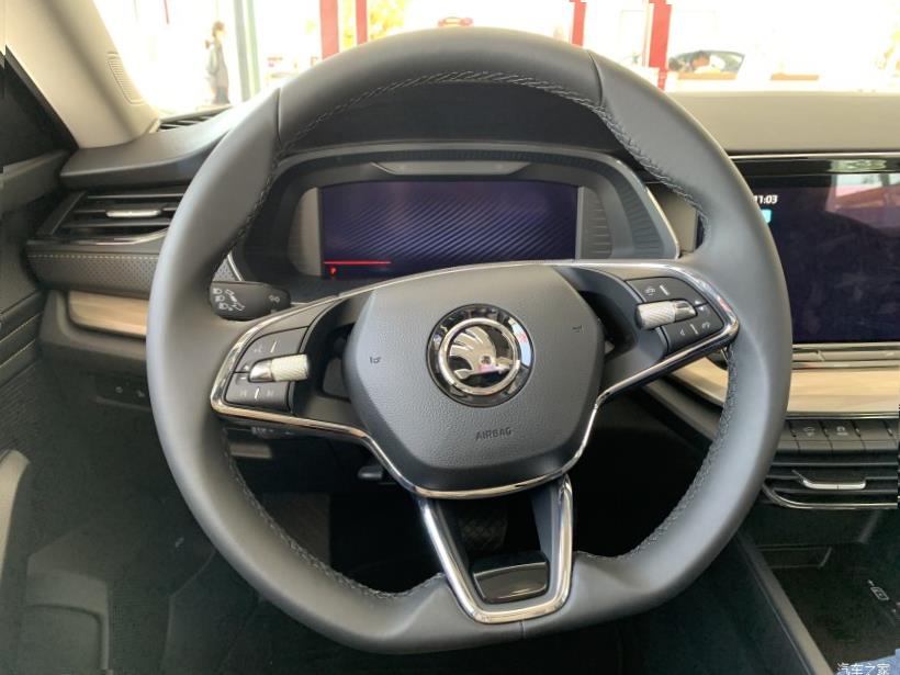 Skoda Octavia (A8)