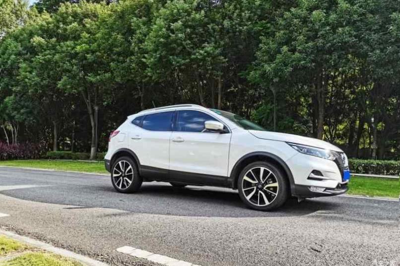 Nissan Qashqai (J12)