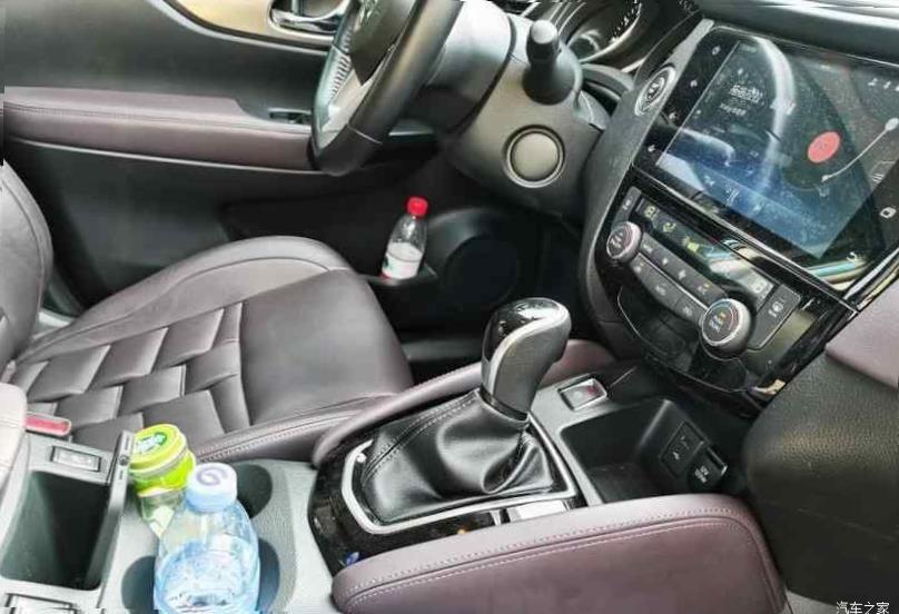 Nissan Qashqai (J12)
