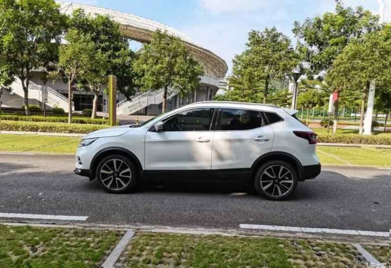 Nissan Qashqai (J12)
