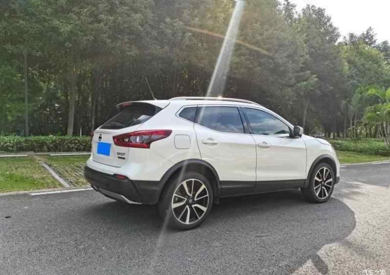 Nissan Qashqai (J12)