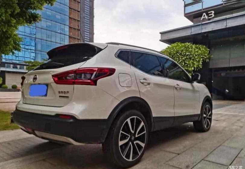 Nissan Qashqai (J12)