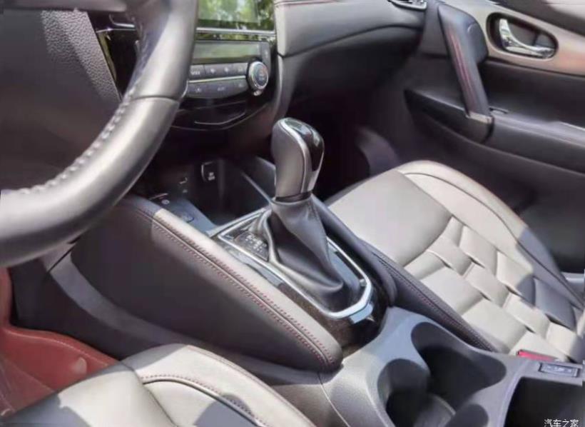 Nissan Qashqai (J12)