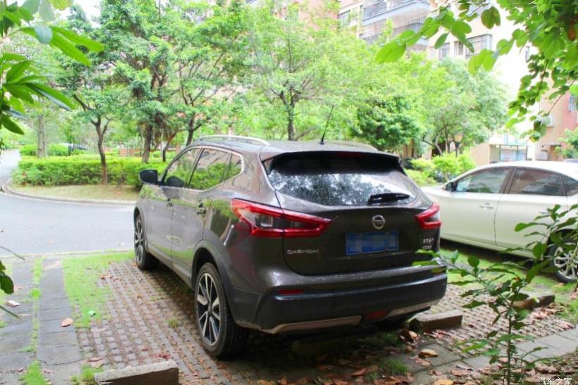 Nissan Qashqai (J12)