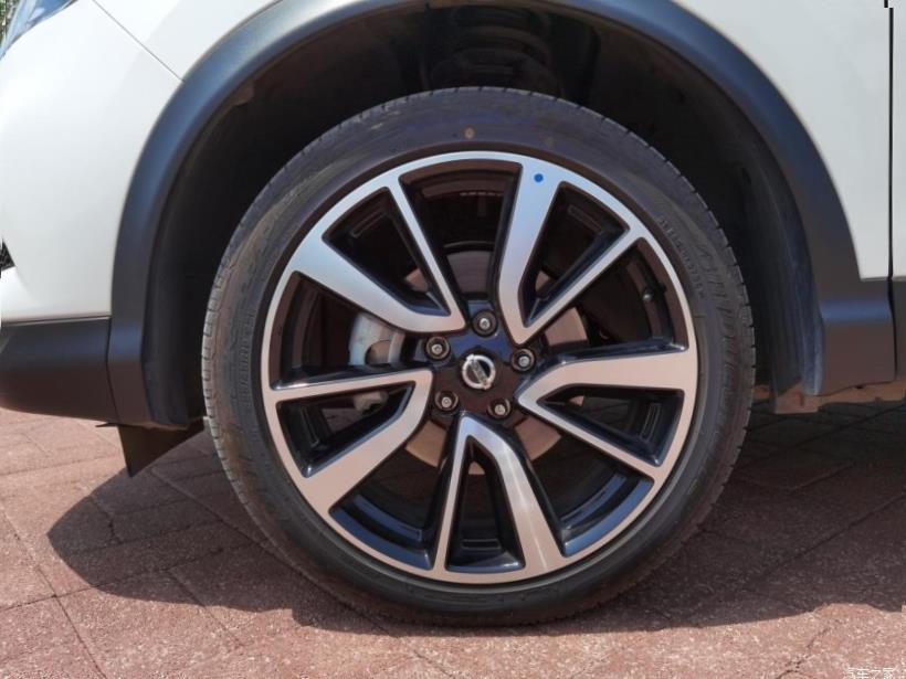 Nissan Qashqai (J12)