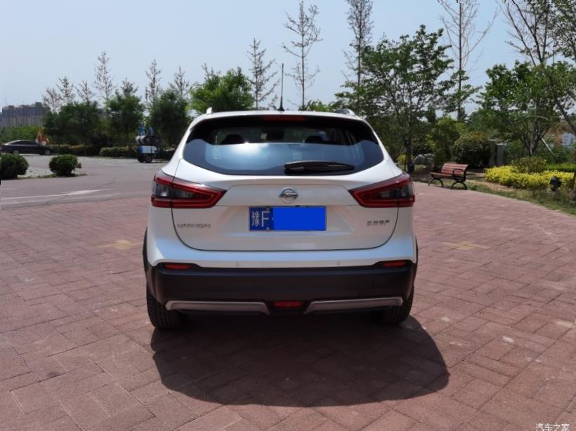 Nissan Qashqai (J12)