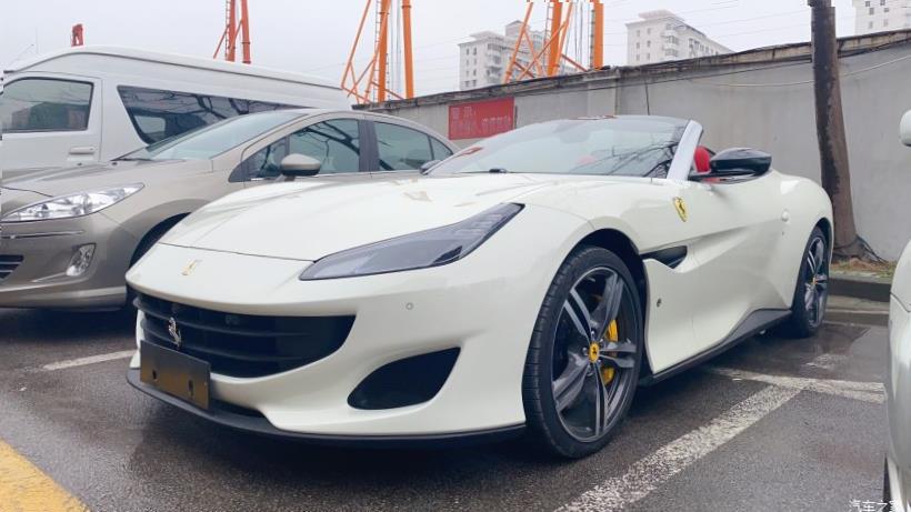 Ferrari 488 Pista 