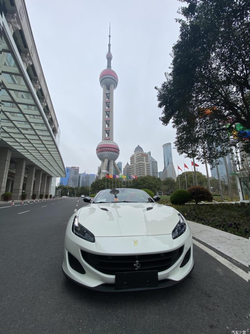 Ferrari 488 Pista 