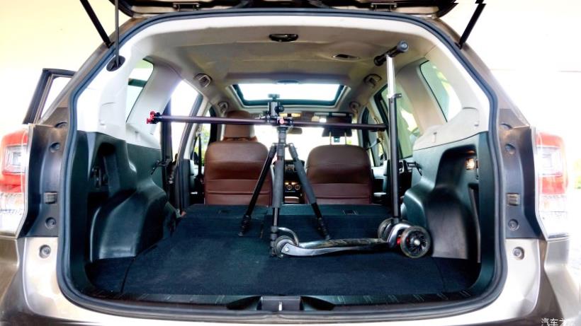 Subaru Forester (SK/S14)