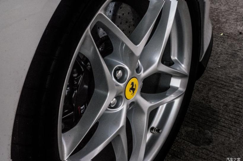 Ferrari 488 Pista