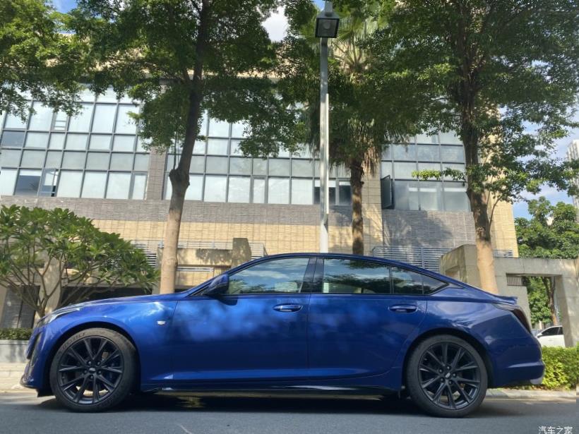 Cadillac CT5