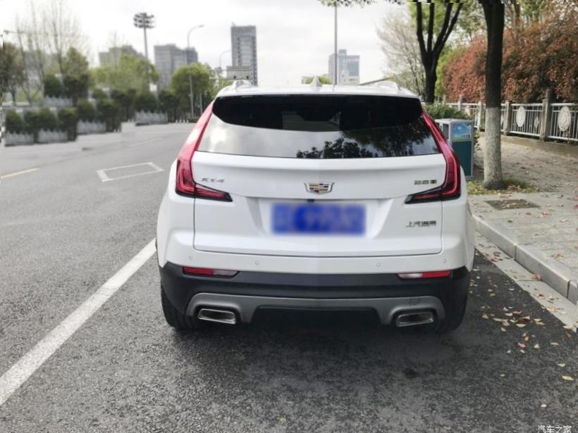 Cadillac XT4