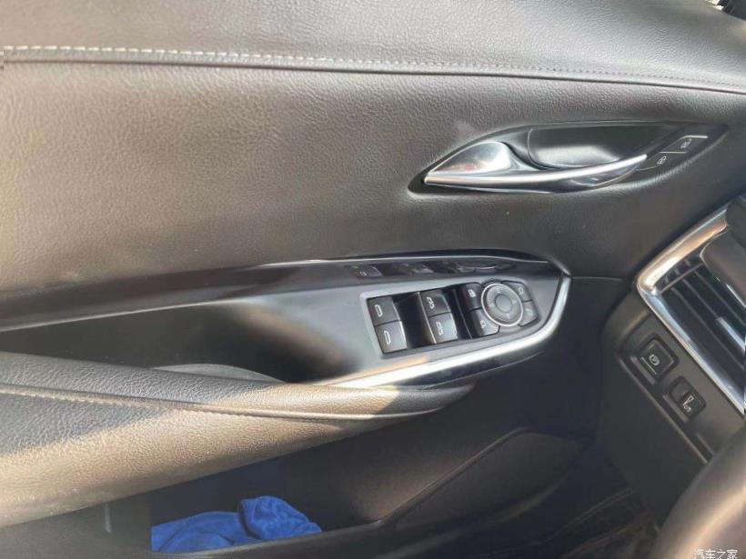 Cadillac XT4