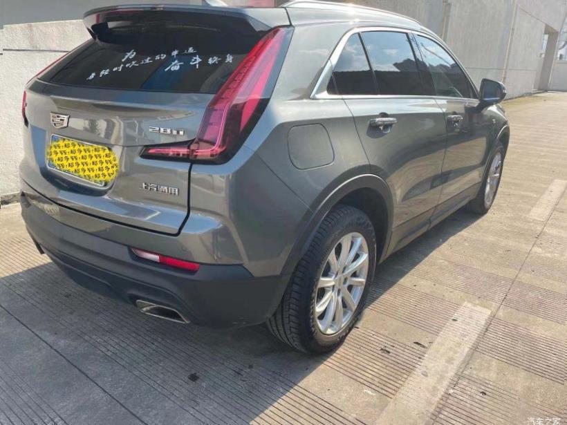 Cadillac XT4
