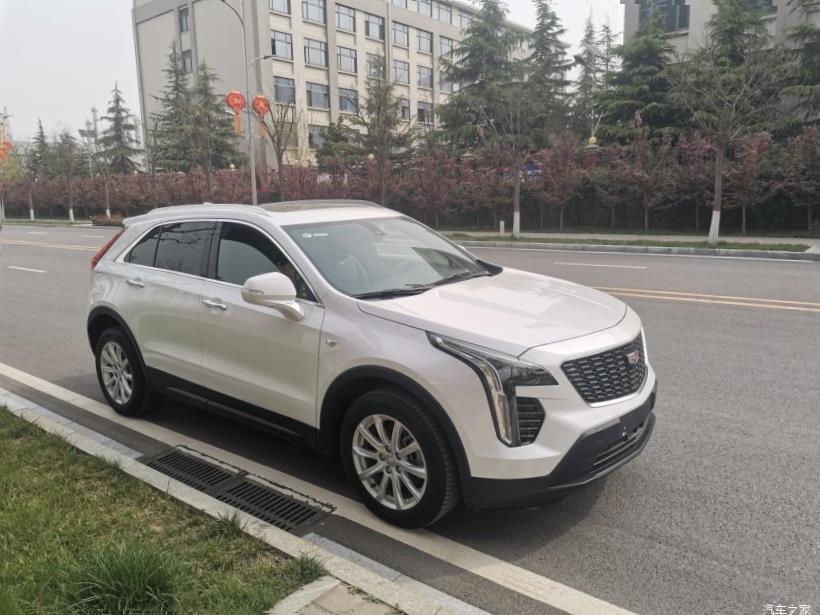 Cadillac XT4