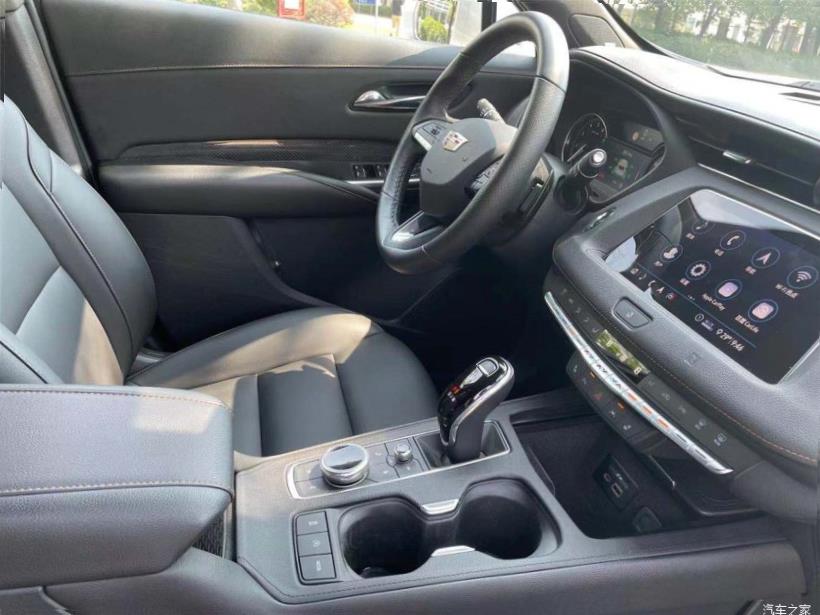 Cadillac XT4