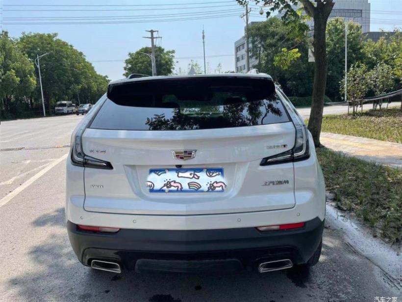 Cadillac XT4