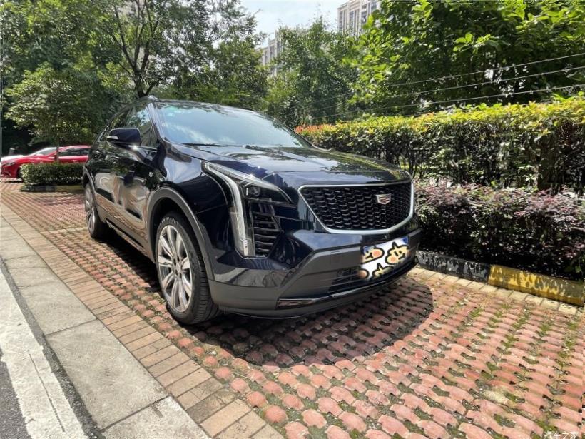 Cadillac XT4