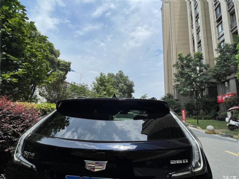 Cadillac XT4