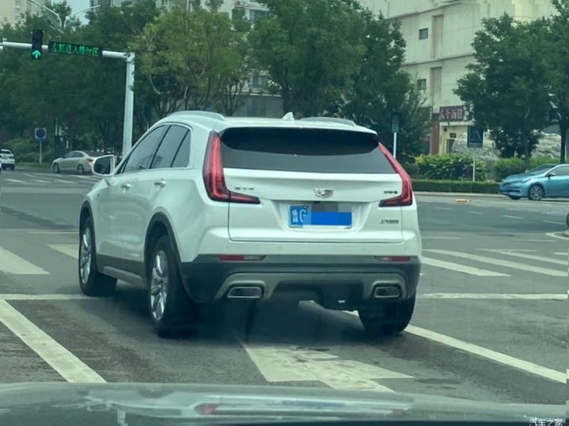 Cadillac XT4