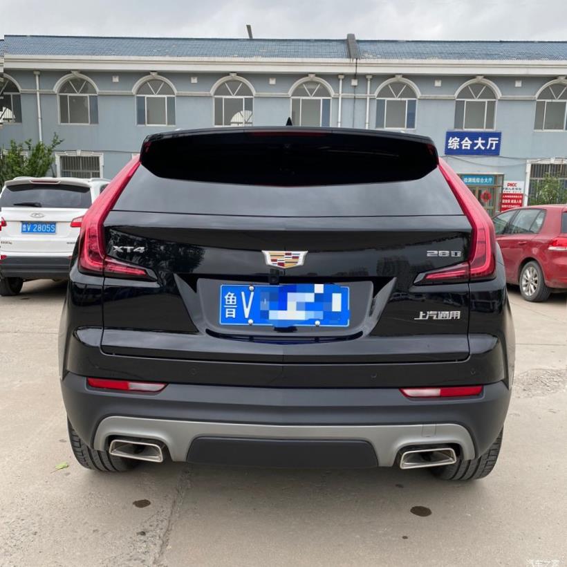 Cadillac XT4