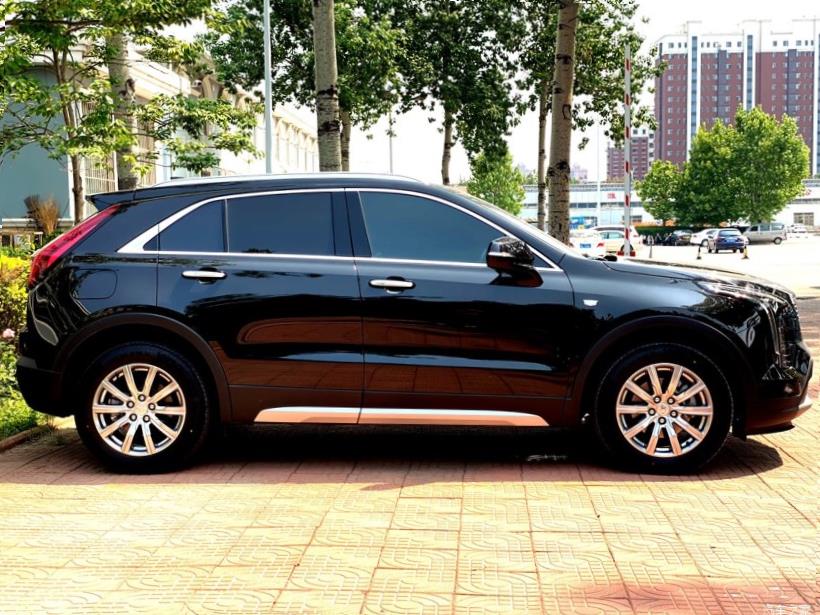 Cadillac XT4
