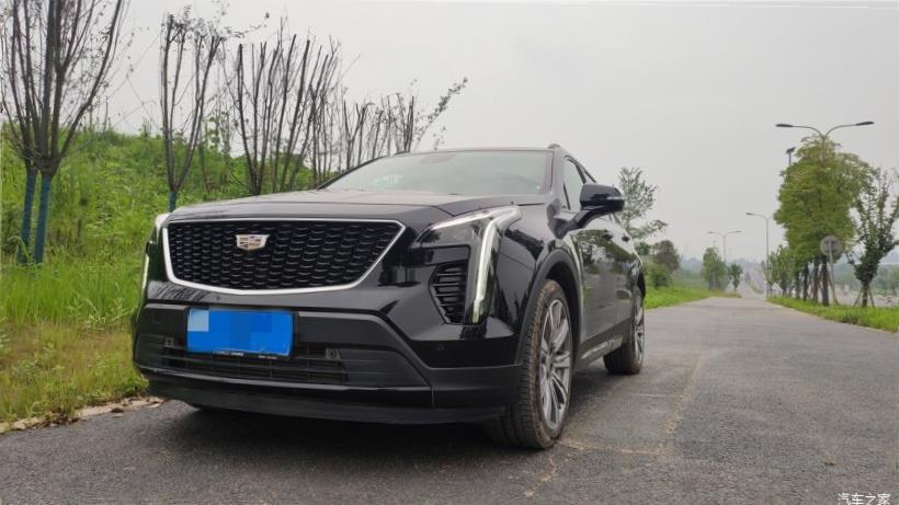Cadillac XT4