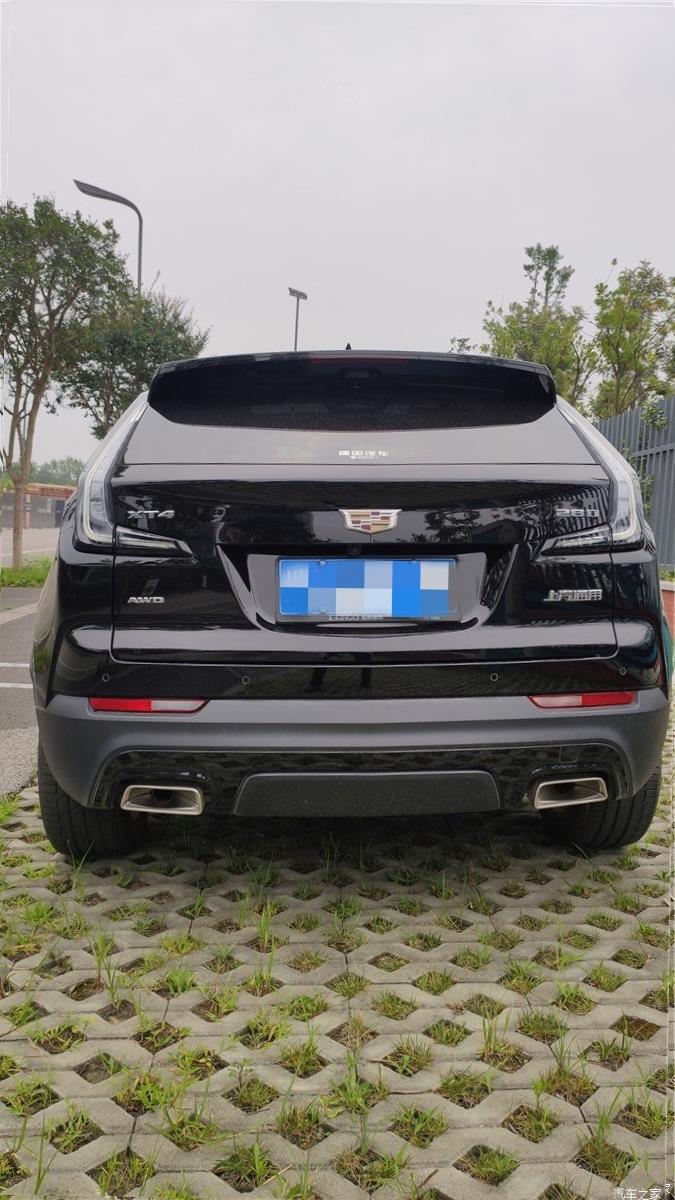 Cadillac XT4