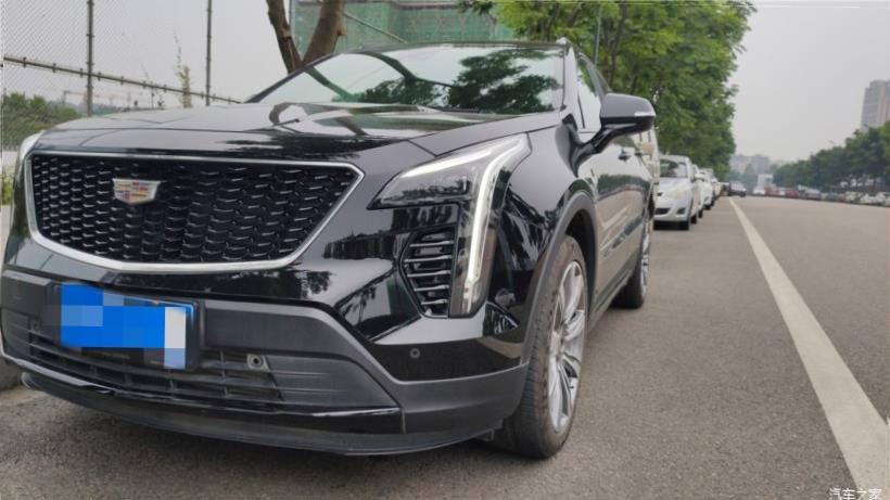 Cadillac XT4