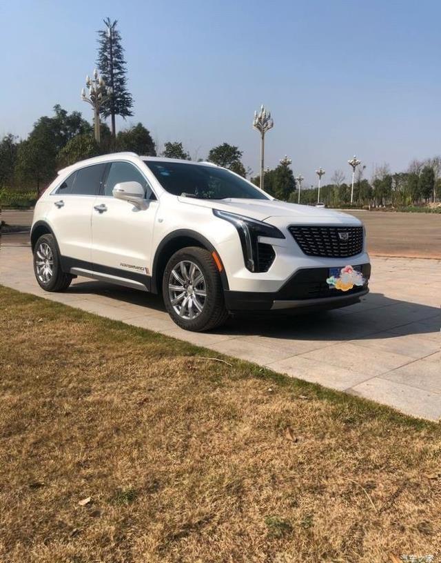 Cadillac XT4