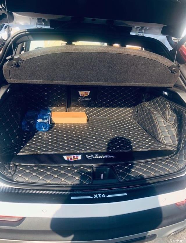 Cadillac XT4