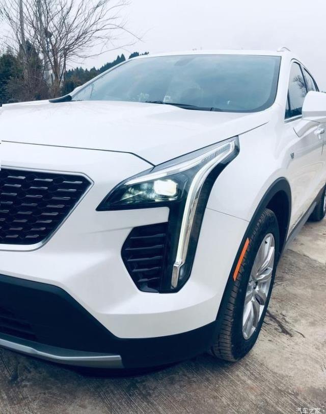 Cadillac XT4