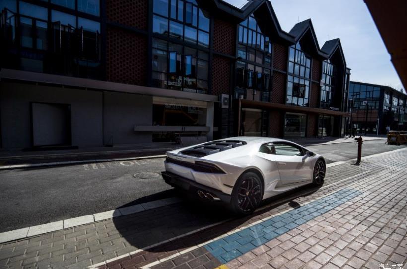 Lamborghini Huracan