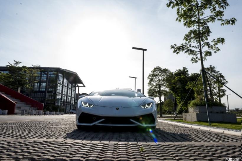 Lamborghini Huracan